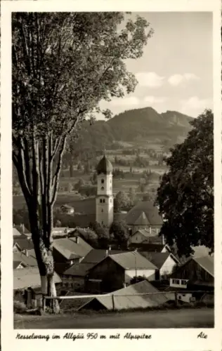 Ak Nesselwang im Allgäu, Durchblick auf den Ort mit Alpspitze