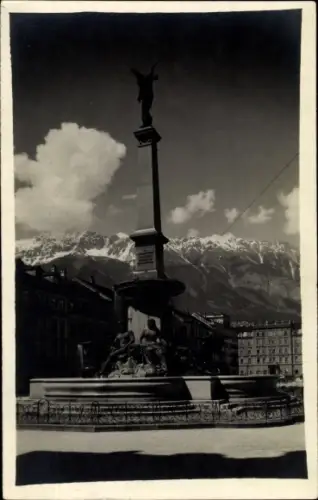 Ak Innsbruck in Tirol, Vereinigungsbrunnen