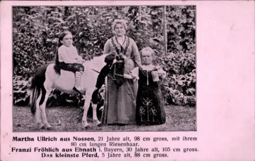 Ak Nossen in Sachsen, Martha Ullrich mit ihrem 80 cm langen Riesenhaar, Franzi Fröhlich, Liliputaner