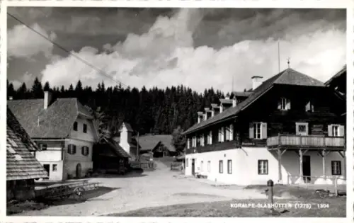 Ak Glashütten Steiermark, Straßenpartie