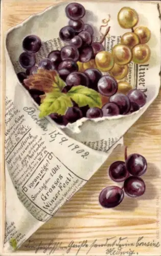 Präge Litho Stillleben, Weintrauben, Zeitungspapier