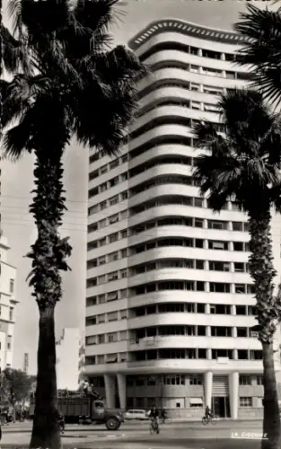 Ak Casablanca Marokko, Immeuble Liberté,  Rond-Point Lapérouse, La Cigogne