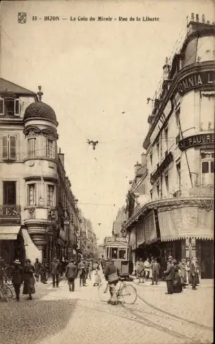 Ak Dijon Côte d'Or, Coin du Miroir, Tram, Freiheitsstraße