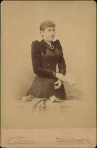 CdV Portrait einer jungen Frau, Marie, Fotograf H. Thorun, Königsberg