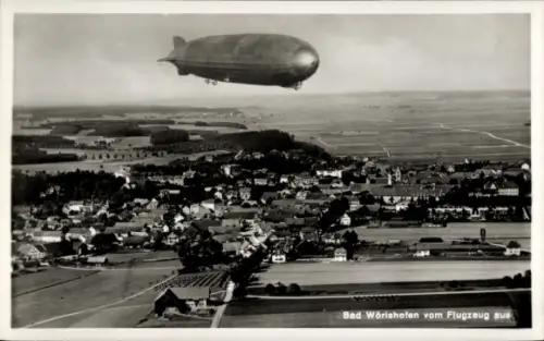Ak Bad Wörishofen im Unterallgäu,  Luftschiff/Zeppelin über Stadt, Blick vom Flugzeug