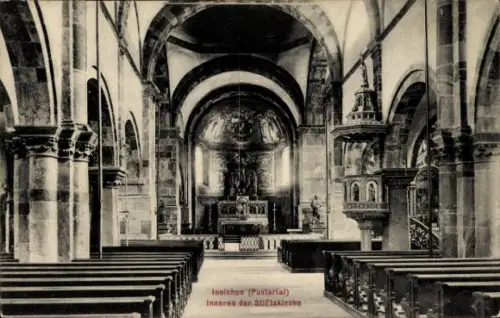 Ak Innichen San Candido Südtirol,  Inneres der Stiftskirche, Altar, Kanzel, Mittelschiff