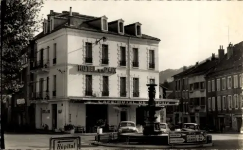 Ak Gap Hautes Alpes, Hôtel de la Paix, Café-Hôtel de la Paix, Brunnen, Hôpital-Schild, Wegweiser 