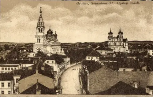 Ak Hrodna Grodno Weißrussland, Gesamtansicht von  Gebäude im Hintergrund, Straße im Vordergrund