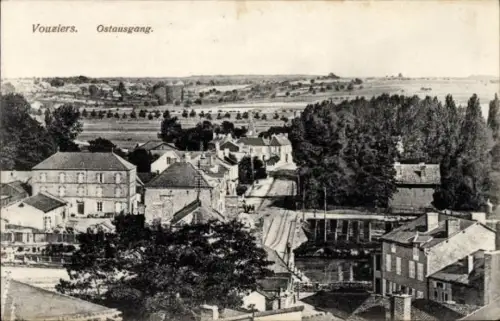 Ak Vouziers Ardennes,  Ostausgang