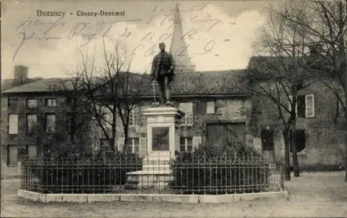 Ak Buzancy Ardennes,  Chancy-Denkmal, Statue auf Sockel