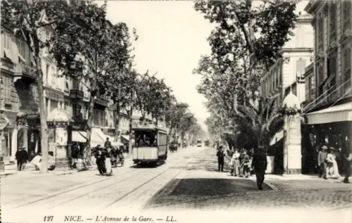 Ak Nice Nizza Alpes Maritimes,  Avenue de la Gare, Straßenbahn