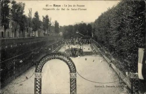 Ak Roye Somme,  Le Jeu de Paume, Préparatifs du Bal de Saint-Florent, Edition L. Demarle