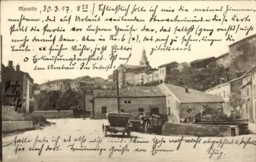 Ak Marville Meuse,  Dorfplatz mit Brunnen, Kirchturm, Pferdewagen, Bildnr. 880