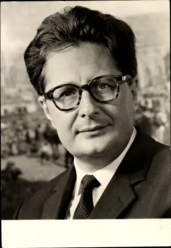 Foto Dr. Hans Jochen Vogel, Bundesminister der Justiz, Porträt