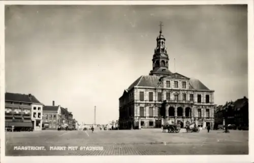 Ak Maastricht Limburg Niederlande,  Markt, Rathaus