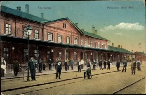 Ak Szabadka Subotica Serbien, Bahnhof, Gleisansicht