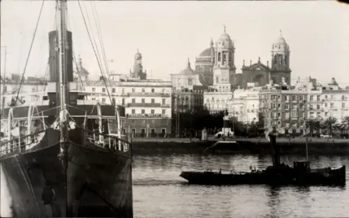 Foto Ak Cádiz Andalusien, Hafenidyll, Altstadt