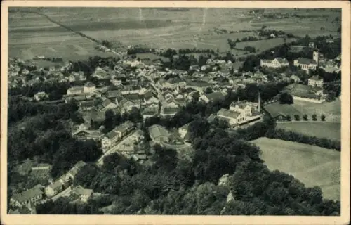 Ak Bad Aibling in Oberbayern, Luftaufnahme von  viele Häuser, grüne Flächen, keine Personen