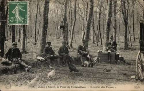 Ak Wald von Fontainebleau Seine et Marne, Jagd, Piqueurs-Mittagessen