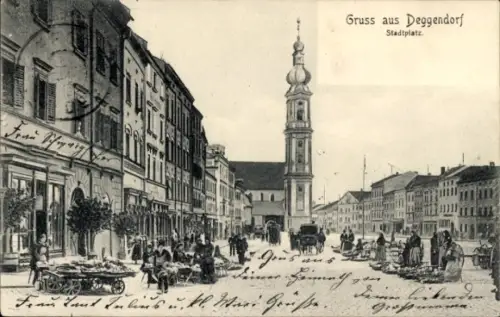 Ak Deggendorf an der Donau Niederbayern, Stadtplatz, Kirche
