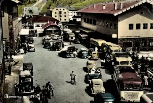 Ak Brennero Brenner Südtirol, Verkehr, Autos, Häuser