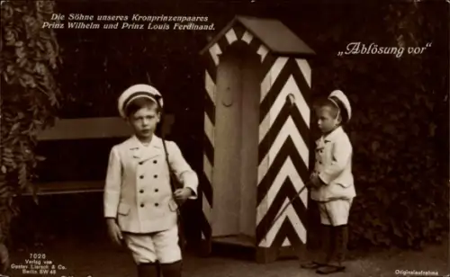 Ak Prinzen Wilhelm und Louis Ferdinand von Preußen, Ablösung vor!