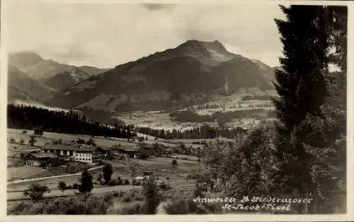 Foto Ak St. Jakob in Defereggen in Tirol, Gesamtansicht, Anwesen Niedermoser