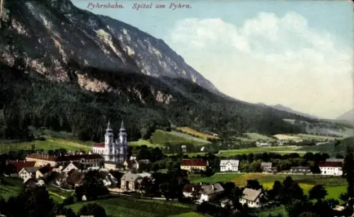 Ak Spital am Pyhrn in Oberösterreich, Kirche mit zwei Türmen, Dorf mit Häusern und Feldern, steil