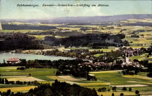 Ak Attersee im Salzkammergut Oberösterreich, See mit Ufergebäude, Dorf mit Kirchturm, Felder und 