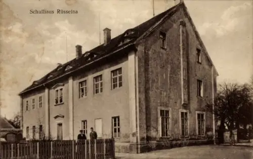 Ak Rüsseina Nossen in Sachsen, Schule