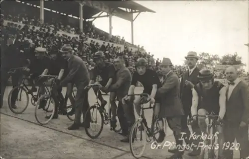 Foto Ak Berlin Radrennbahn Olympiabahn, Gr. Pfingst-Preis 1920 1. Vorlauf 50km, Aberger, Rosenberger