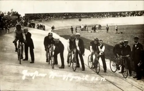 Foto Ak Berlin Charlottenburg, Olympiabahn, Großer Pfingstpreis 1919, Rennfahrer am Start, Ebert