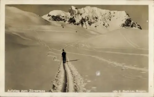 Ak Aufstieg zum Zürsersee, Schneelandschaft