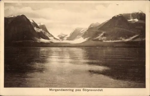 Ak Norwegen, Morgendämmerung auf Strynsvandet
