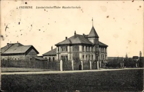 Ak Freiberg in Sachsen,  Landwirtschaftliche Haushaltschule