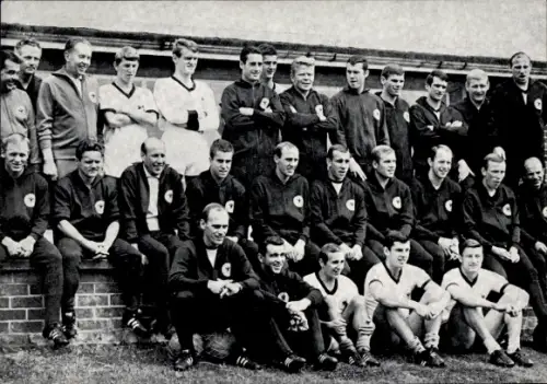 Ak Fußballnationalmannschaft, Weltmeisterschafts-Aufgebot 1966, Mannschaftsfoto