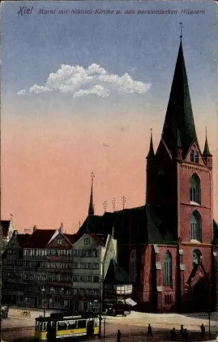 Ak Kiel,  Markt, Nikolai-Kirche, persianische Häuser, Straßenbahn