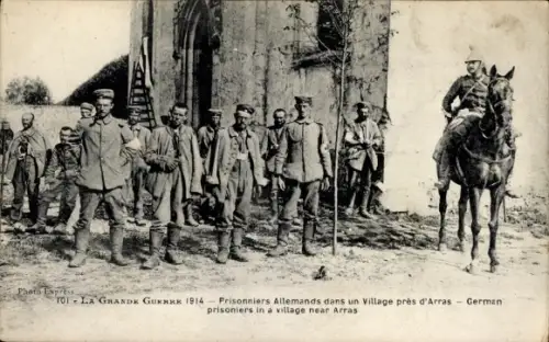 Ak Neufmoutiers en Brie Seine et Marne, Prisonniers Allemands dans la Marne, Guerre de 1914