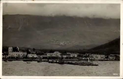 Ak Itea Griechenland,  Hafenfront, Uferansicht, Fischerboote, 943 a