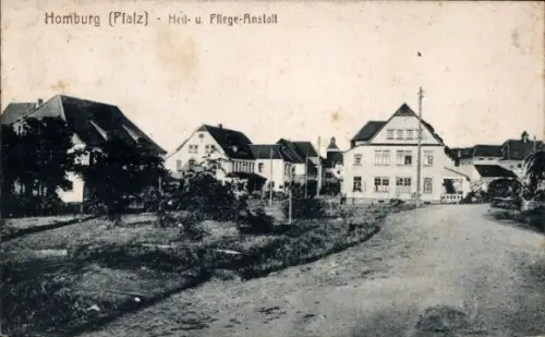 Ak Homburg (Pfalz) Saarland, Heil- und Pflegeanstalt, Straßenansicht