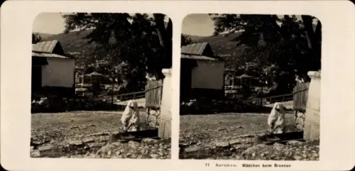 Stereo Foto Sarajevo Bosnien Herzegowina, Mädchen beim Brunnen