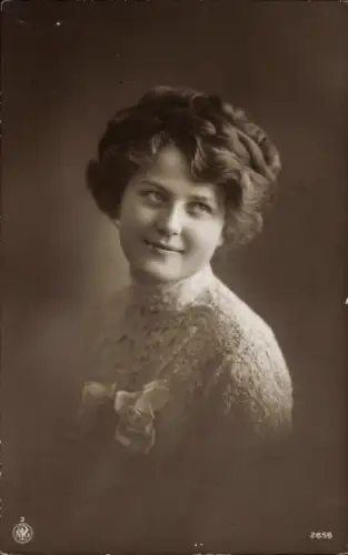 Ak Portrait einer jungen Frau, NPG 2658