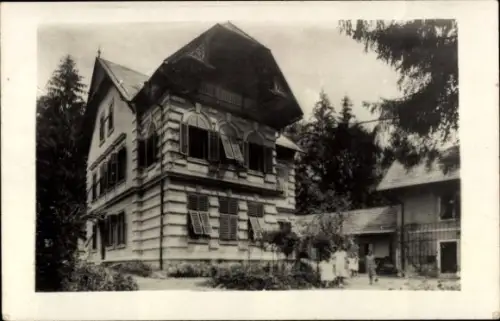 Foto Ak Krumpendorf am Wörthersee Kärnten, Villen der Frau Maria Dworsky