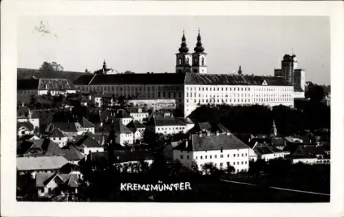 Ak Kremsmünster in Oberösterreich, Blick zum Stift