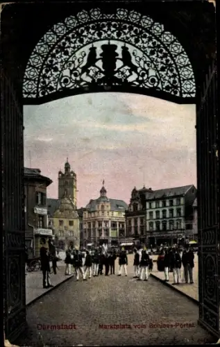 Ak Darmstadt in Hessen,  Marktplatz vom Schloss-Portal