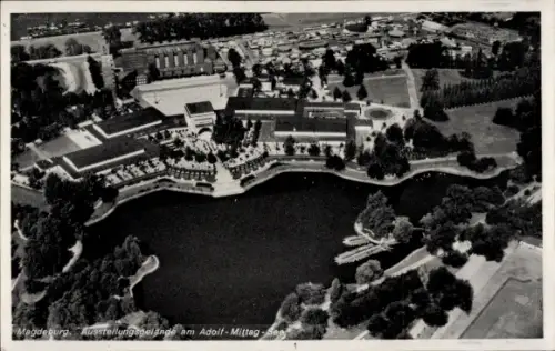 Ak Magdeburg an der Elbe, Luftaufnahme,  Ausstellungsgelände, Adolf-Mittag-See
