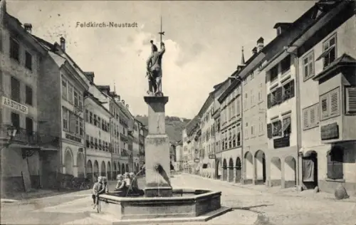 Ak Feldkirch Vorarlberg, Neustadt, Brunnen