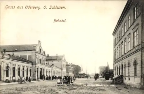 Ak Bohumín Oderberg Region Mährisch Schlesien, Bahnhof, Straßenansicht