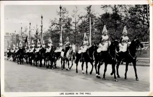 PC City of Westminster London England, Life Guards in the Mall