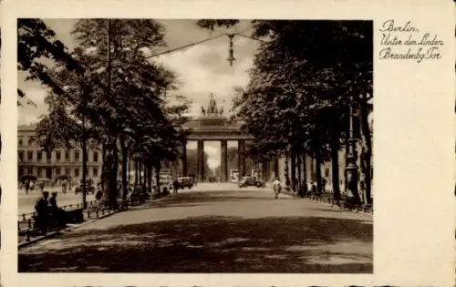 Ak Berlin Mitte,  Unter den Linden, Brandenburger Tor,  
